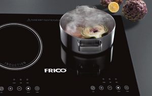 sua bep tu frico 1